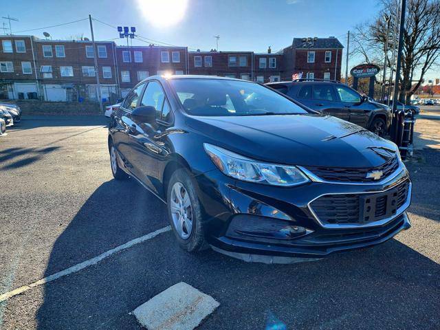 2018 Chevrolet Cruze LS FWD photo
