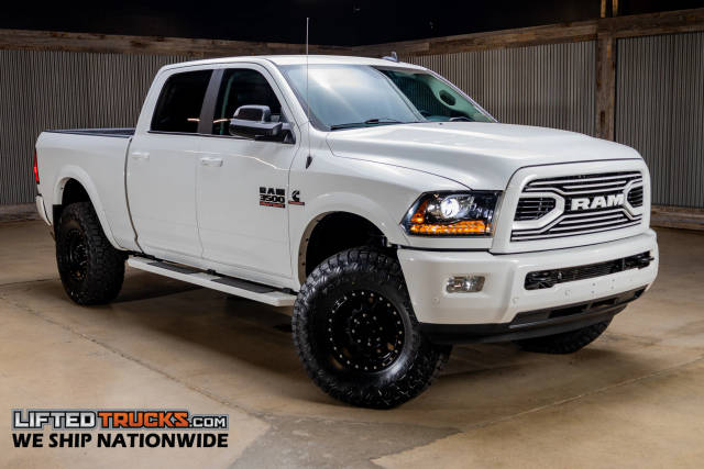 2018 Ram 3500 Laramie 4WD photo