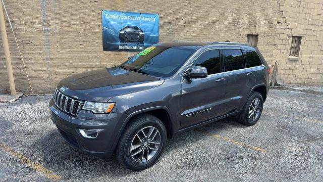 2018 Jeep Grand Cherokee Laredo E 4WD photo