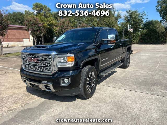 2018 GMC Sierra 2500HD Denali 4WD photo