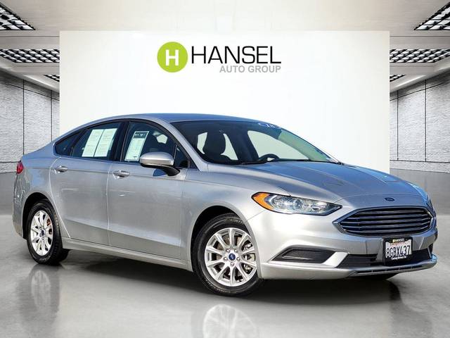 2018 Ford Fusion S FWD photo