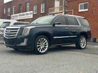 2018 Cadillac Escalade Platinum 4WD photo