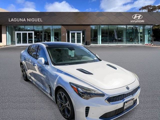 2018 Kia Stinger Premium RWD photo