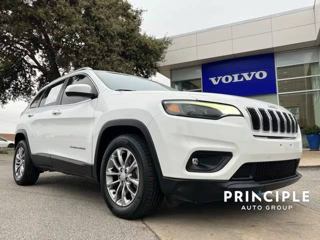 2019 Jeep Cherokee Latitude Plus FWD photo