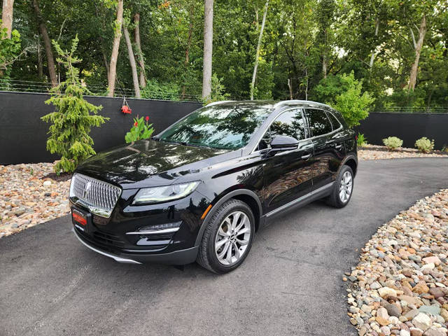 2019 Lincoln MKC Select FWD photo