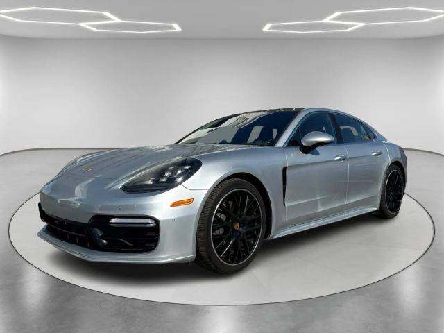 2018 Porsche Panamera 4S AWD photo