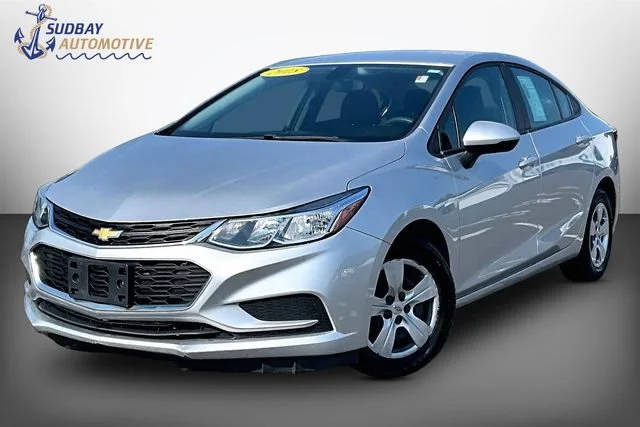 2018 Chevrolet Cruze LS FWD photo