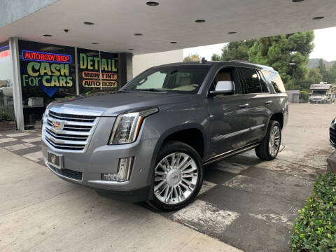2018 Cadillac Escalade Platinum RWD photo