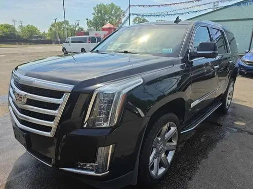 2018 Cadillac Escalade Luxury 4WD photo