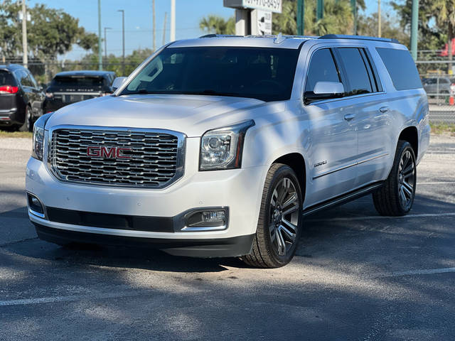 2018 GMC Yukon XL Denali RWD photo