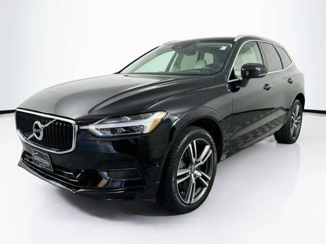 2018 Volvo XC60 Momentum AWD photo