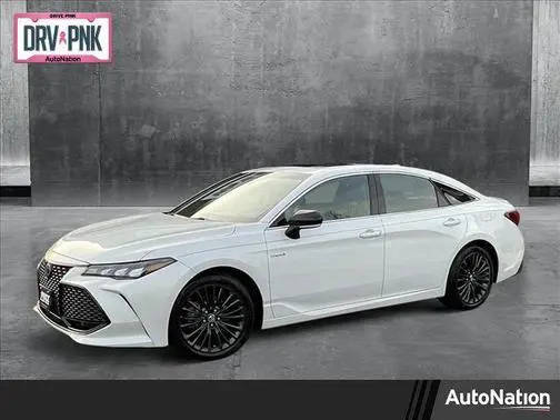 2019 Toyota Avalon Hybrid XSE FWD photo