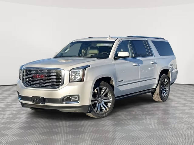 2018 GMC Yukon XL Denali RWD photo