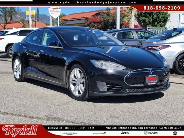 2015 Tesla Model S 70 kWh Battery RWD photo