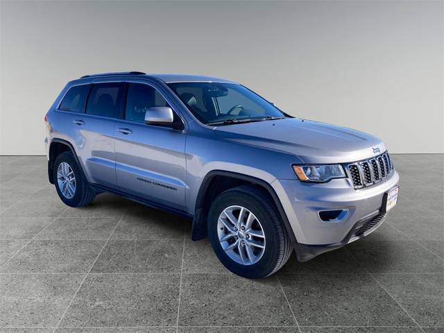 2017 Jeep Grand Cherokee Laredo 4WD photo