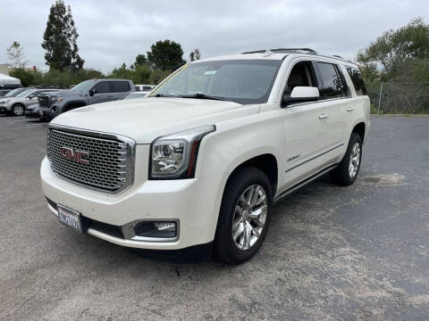 2015 GMC Yukon Denali 4WD photo