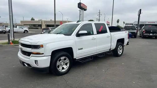 2018 Chevrolet Silverado 1500 LT 4WD photo