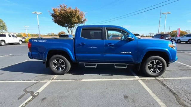 2018 Toyota Tacoma TRD Sport 4WD photo