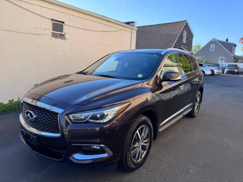 2019 Infiniti QX60 LUXE AWD photo