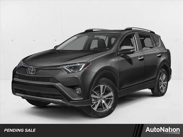 2018 Toyota RAV4 XLE FWD photo