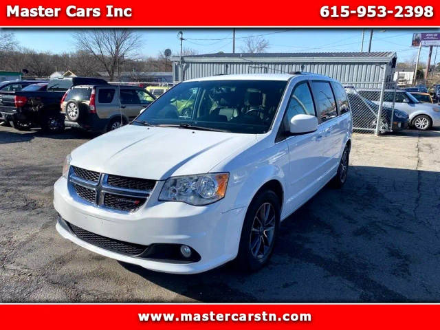 2017 Dodge Grand Caravan SXT FWD photo