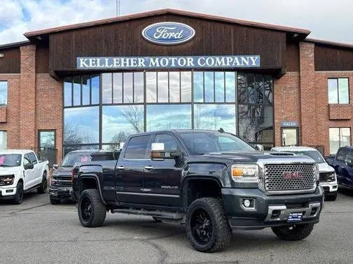 2017 GMC Sierra 3500HD Denali 4WD photo