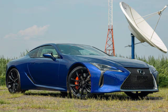 2018 Lexus LC LC 500 RWD photo