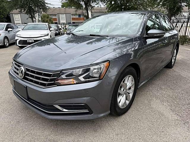 2018 Volkswagen Passat 2.0T S FWD photo