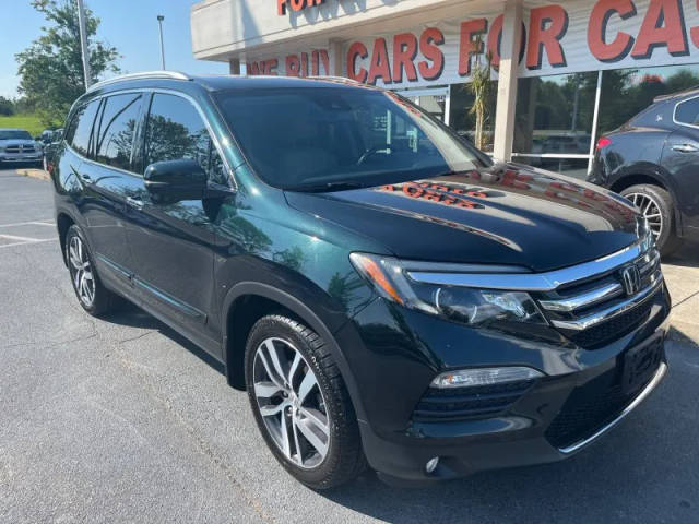 2018 Honda Pilot Touring FWD photo