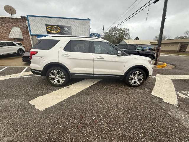 2018 Ford Explorer Platinum 4WD photo