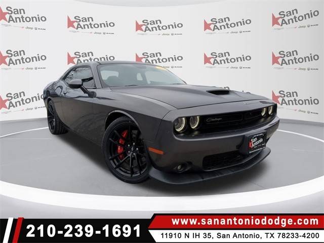 2018 Dodge Challenger T/A 392 RWD photo