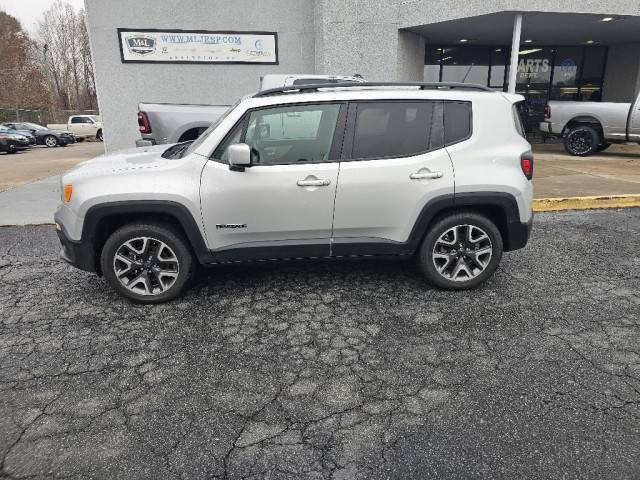 2018 Jeep Renegade Latitude 4WD photo