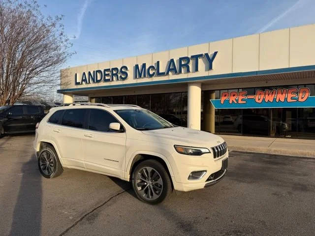 2019 Jeep Cherokee Overland 4WD photo