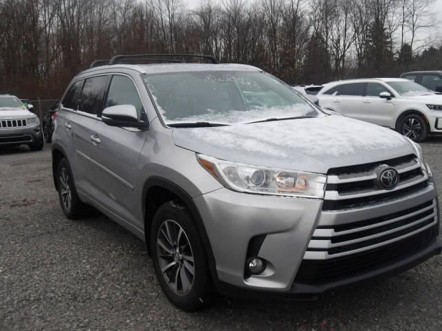 2018 Toyota Highlander XLE AWD photo