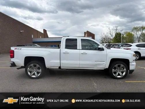 2018 Chevrolet Silverado 1500 LT 4WD photo