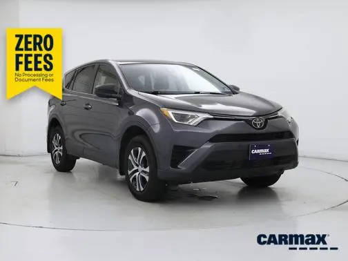 2018 Toyota RAV4 LE AWD photo
