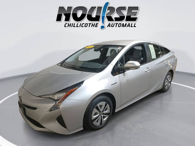 2018 Toyota Prius Three FWD photo
