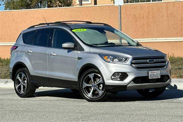 2018 Ford Escape SEL FWD photo