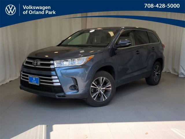 2018 Toyota Highlander LE FWD photo