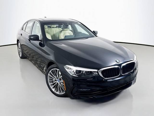 2018 BMW 5 Series 530e iPerformance RWD photo