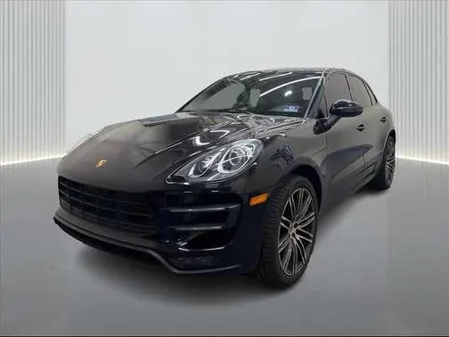 2015 Porsche Macan Turbo AWD photo