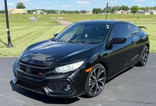 2018 Honda Civic  FWD photo