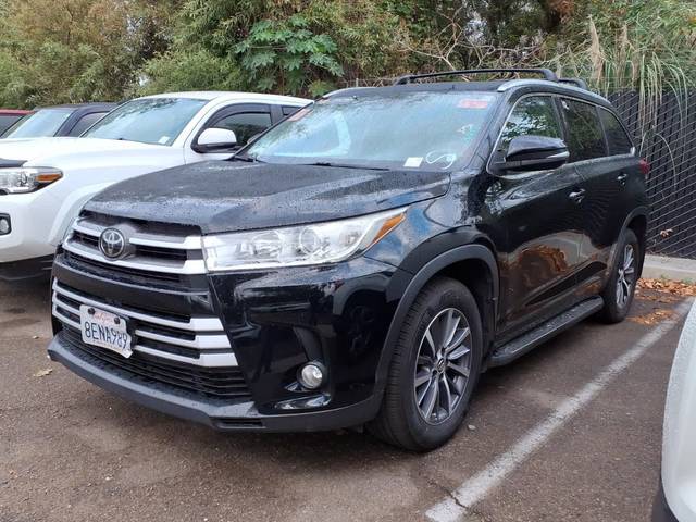 2018 Toyota Highlander XLE FWD photo
