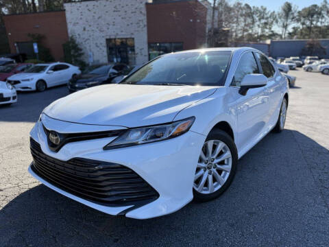 2018 Toyota Camry LE FWD photo