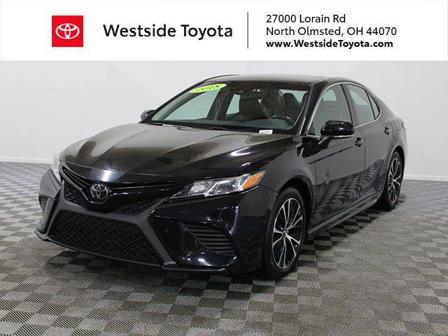 2018 Toyota Camry SE FWD photo