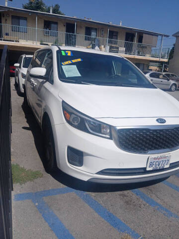 2017 Kia Sedona LX FWD photo
