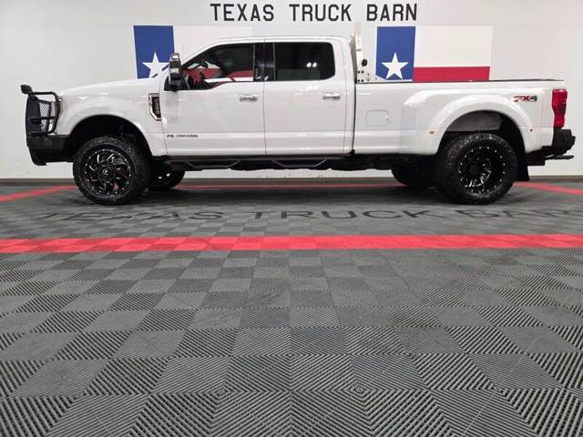 2019 Ford F-350 Super Duty LARIAT 4WD photo