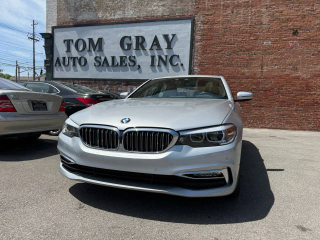 2018 BMW 5 Series 530i xDrive AWD photo
