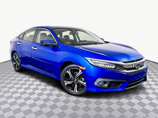 2018 Honda Civic Touring FWD photo