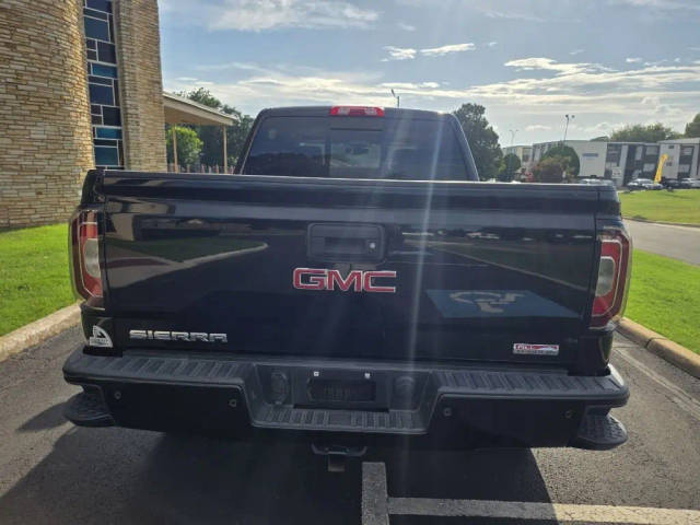 2018 GMC Sierra 1500 SLT 4WD photo